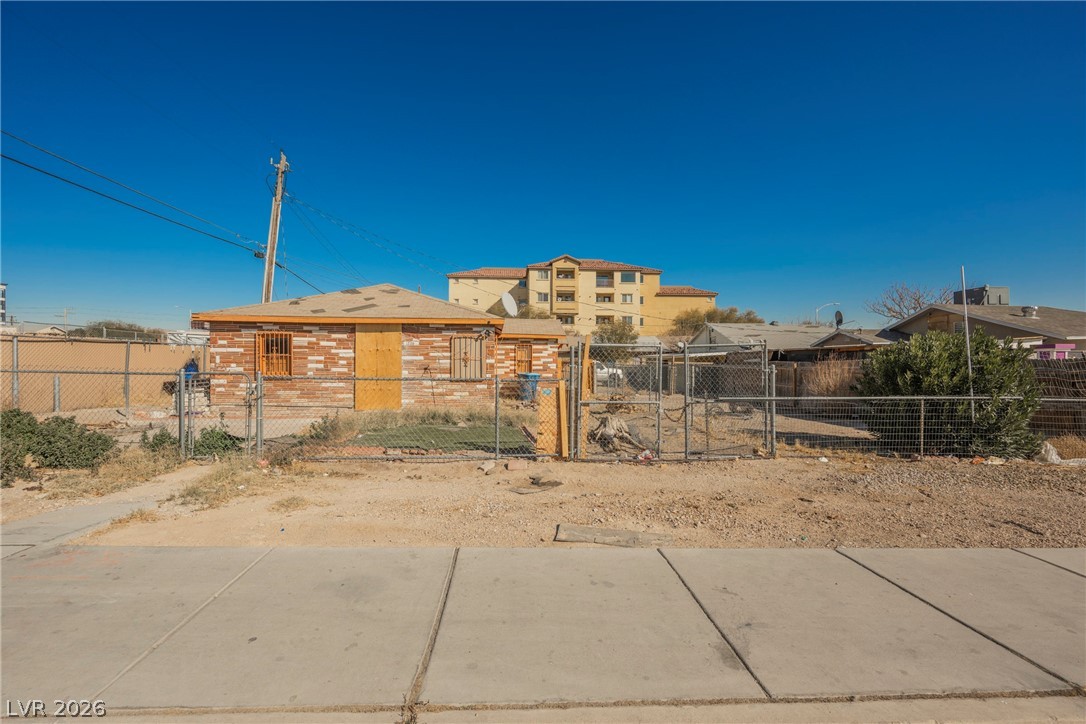 1220 East Ogden Avenue — photo