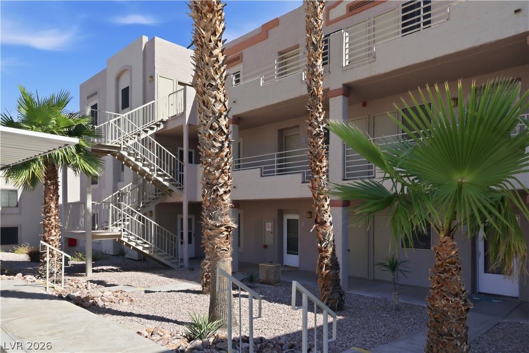 2068 Mesquite Lane 301 — photo