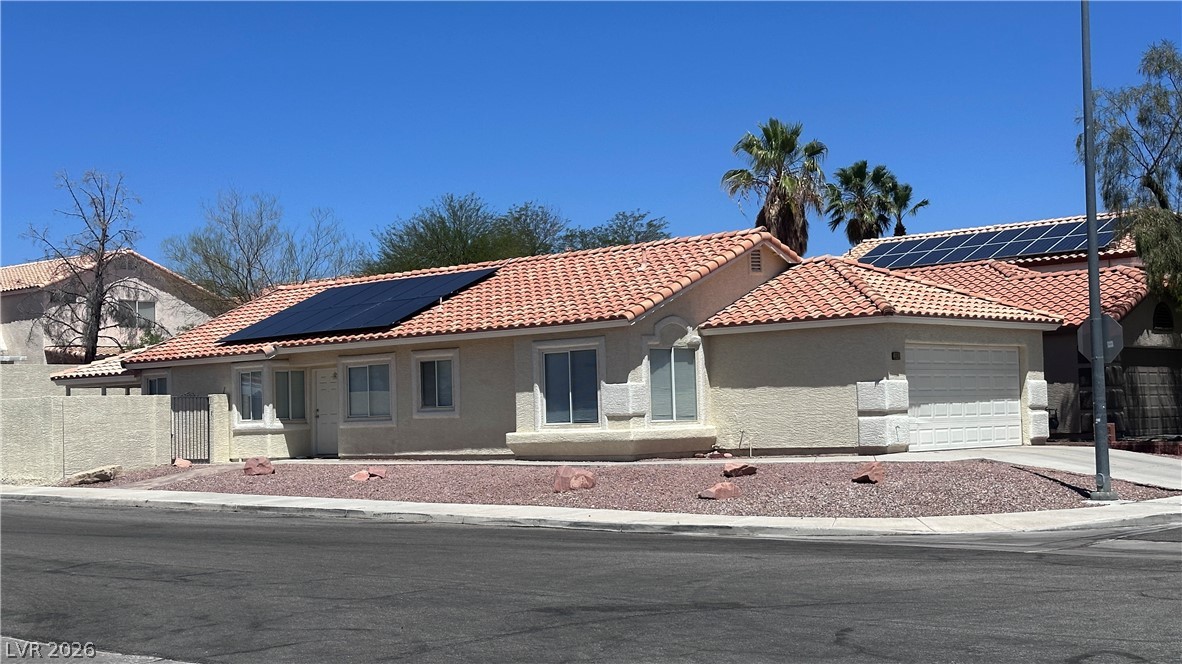 1001 Transom Drive — photo