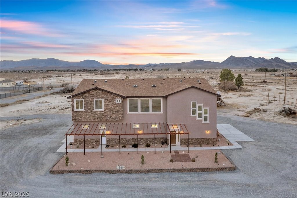 2590 Luke Street — photo