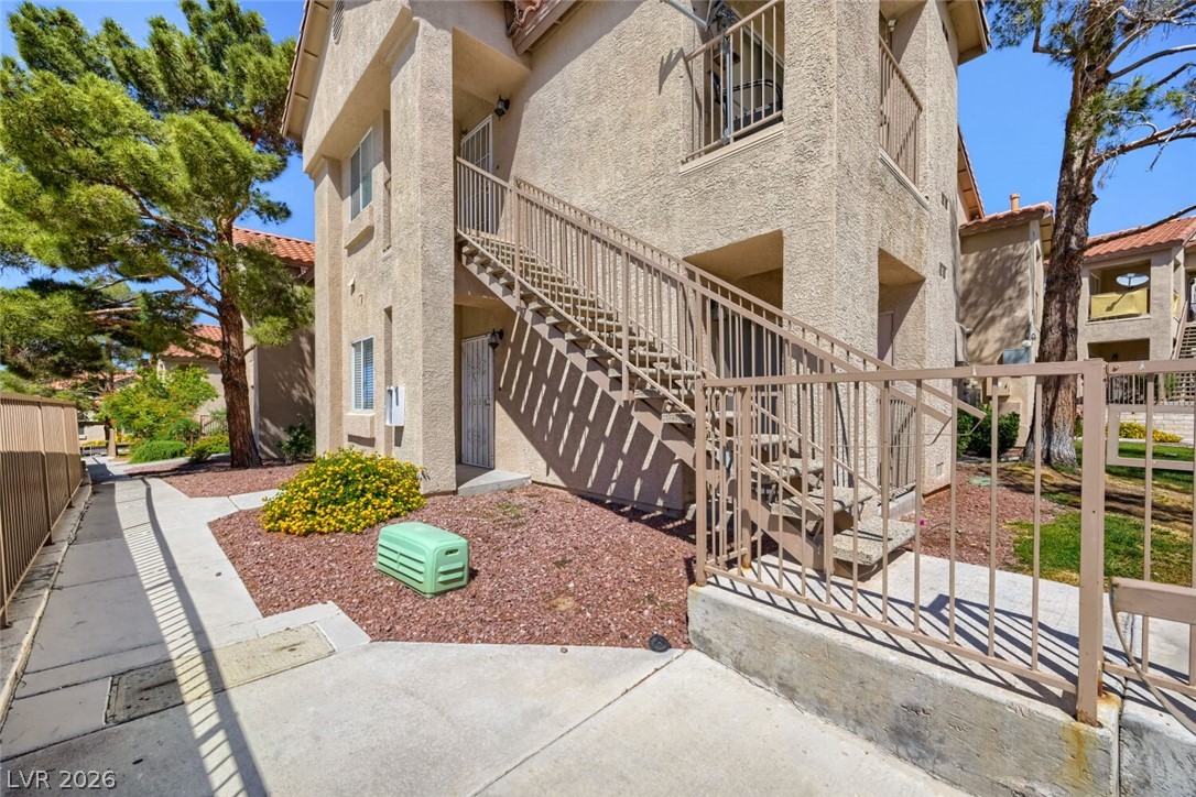 2110 Los Feliz Street 1036 — photo
