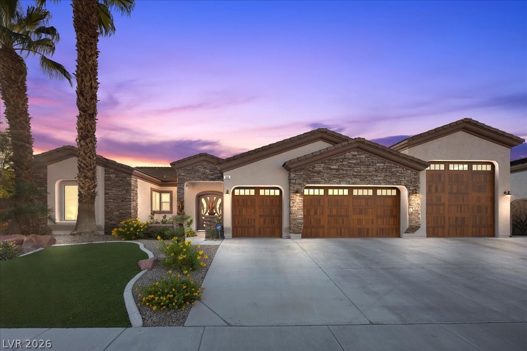 805 Lake Hill Drive — photo