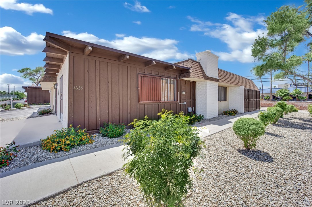 2635 Heritage Court — photo