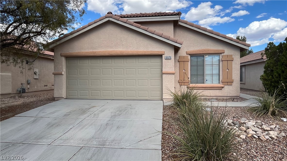10976 Vallerosa Street — photo