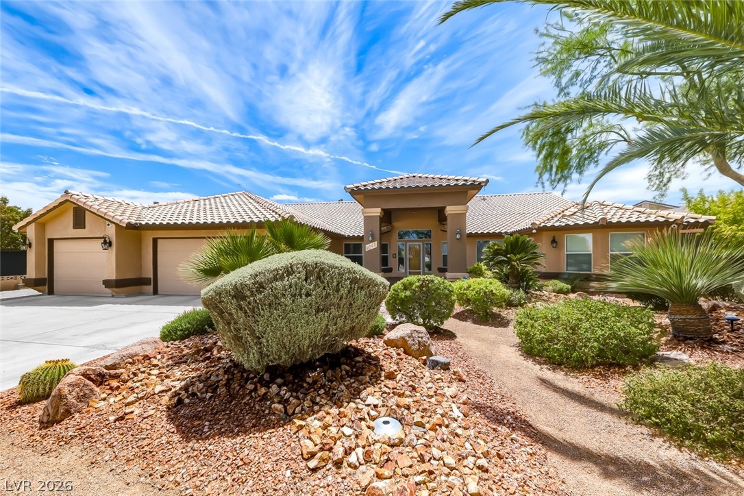8645 Bright Angel Way — photo