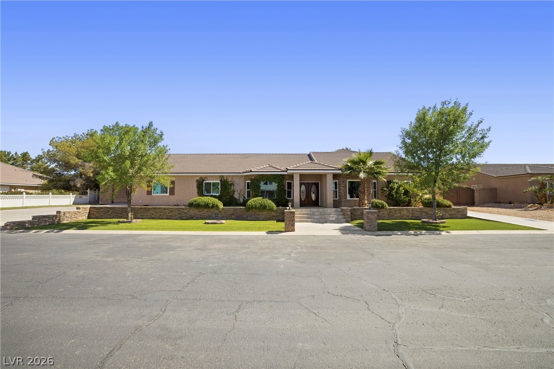 1373 Lake Valley Drive — photo