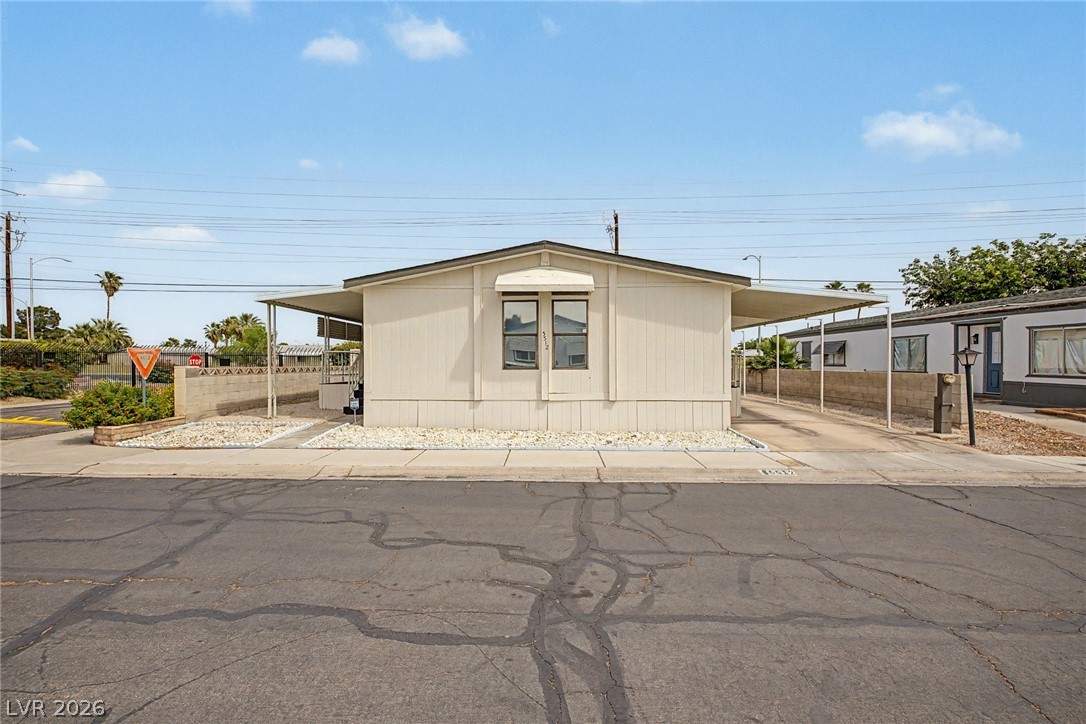 5512 Aldama Road — photo