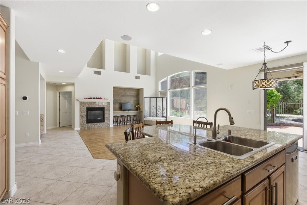 7025 Puetollano Drive — photo