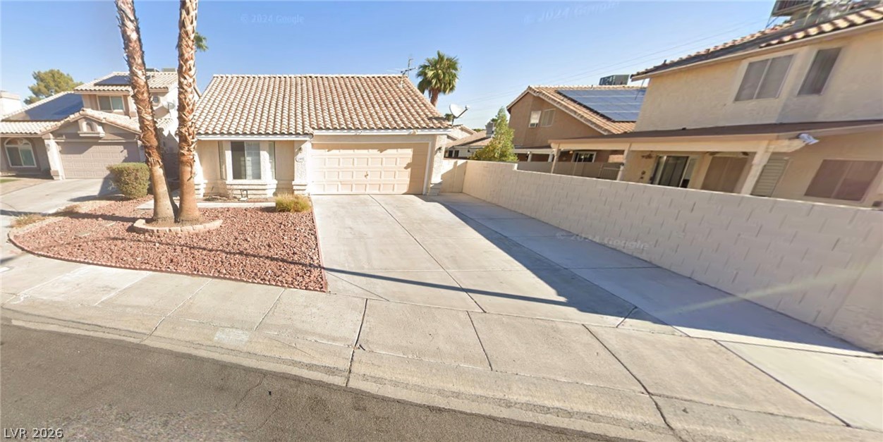 1405 Lasso Court — photo