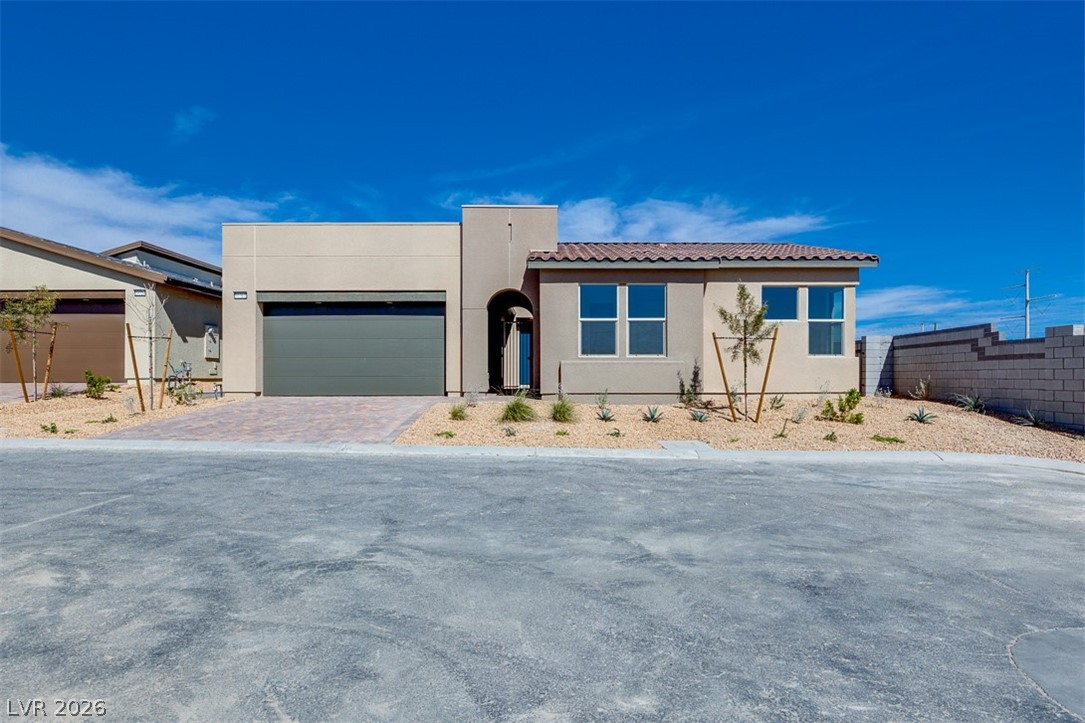10312 Peako Hills Avenue — photo
