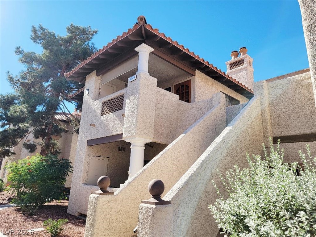 1417 Santa Margarita Street G — photo