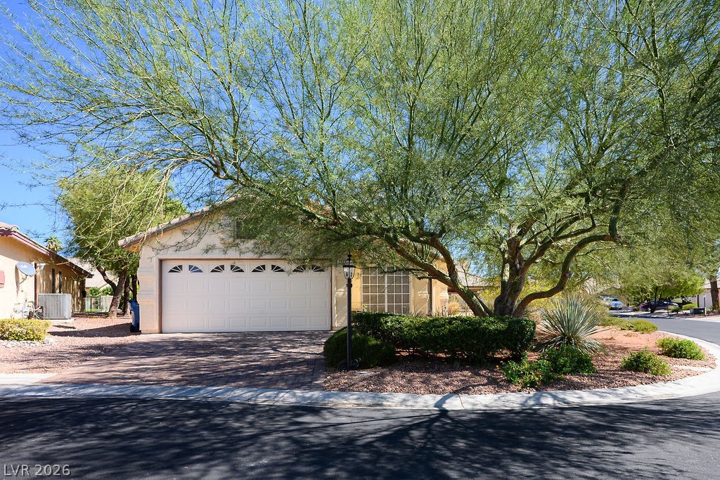 4824 Lawnwood Court — photo