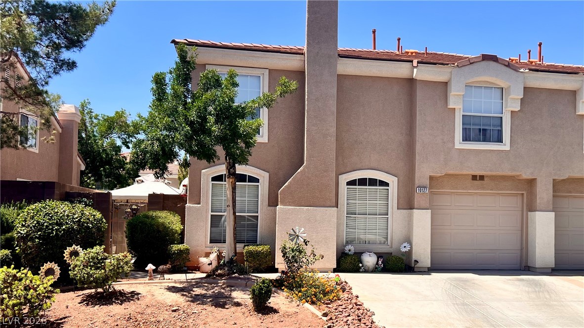 10127 Tumbling Tree Street — photo