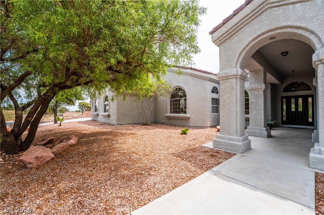 6315 North Grand Canyon Drive — photo