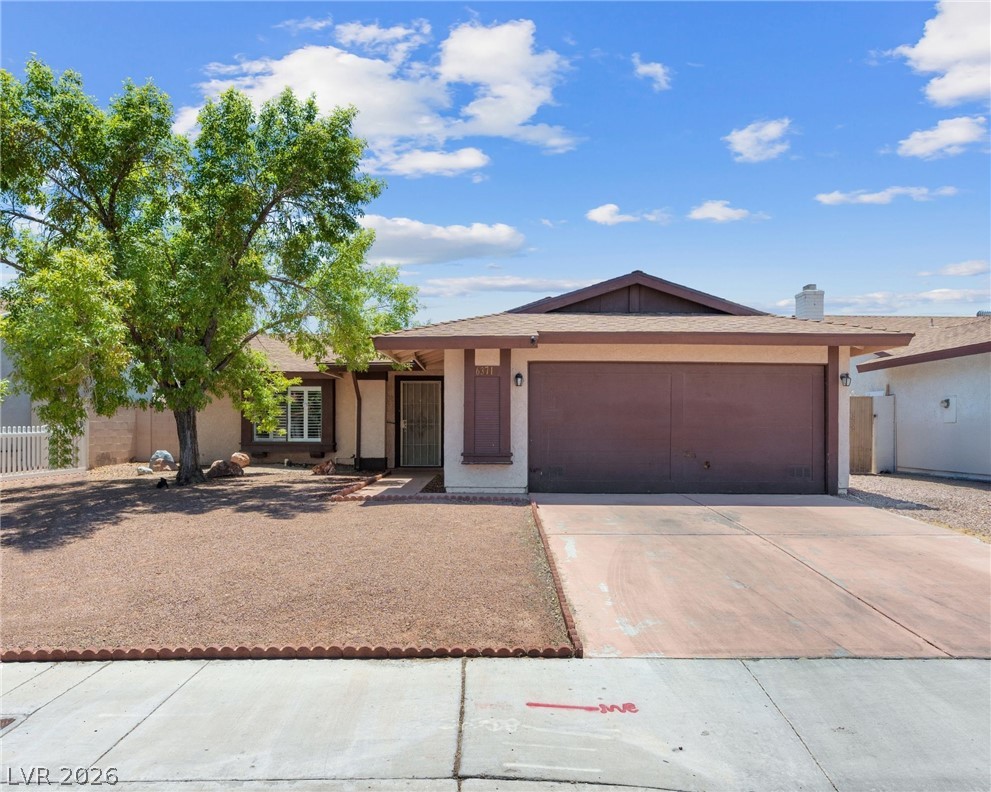 6371 West Viking Road — photo
