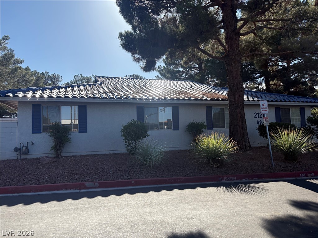 2121 Twickenham Place B — photo
