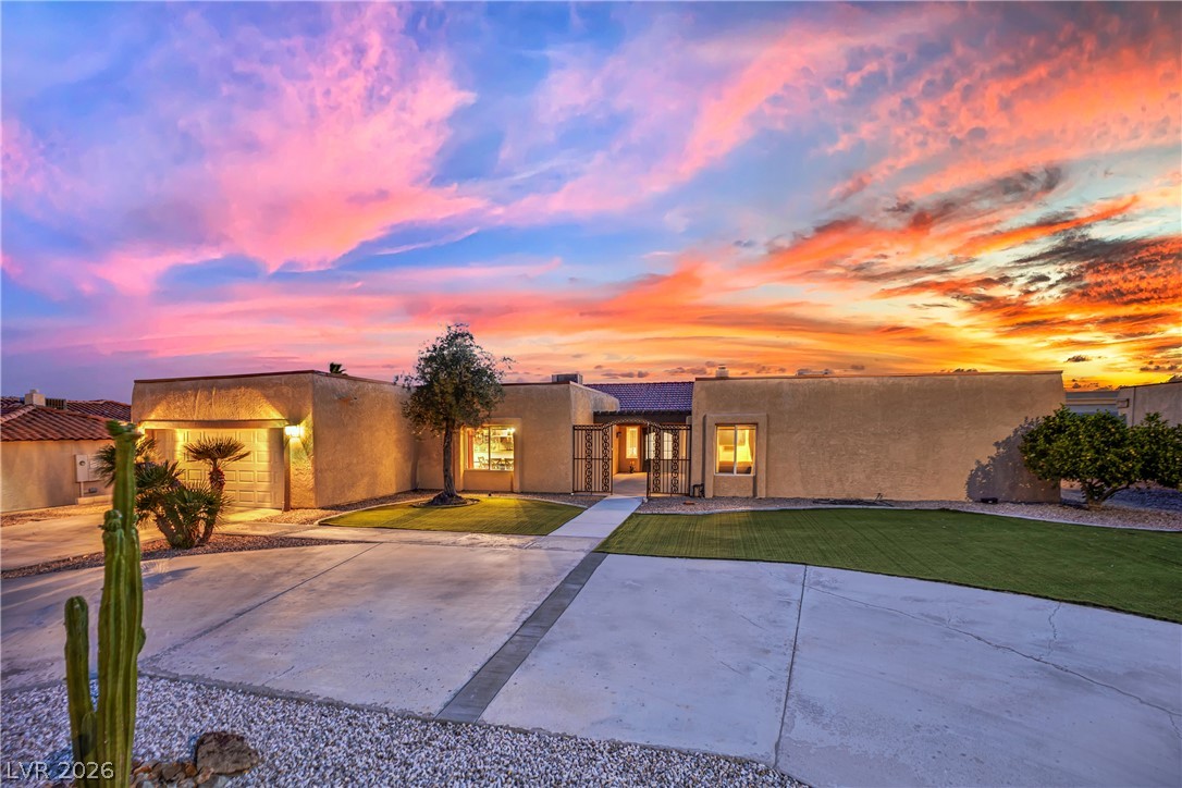 1027 Sidehill Way — photo