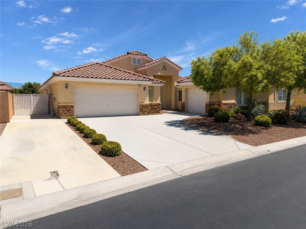6410 Veranda Falls Court — photo