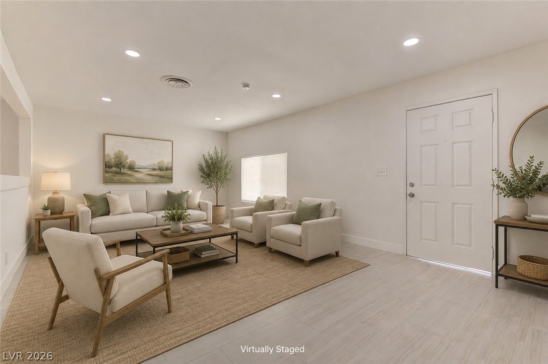 3175 Palmdale Street — photo