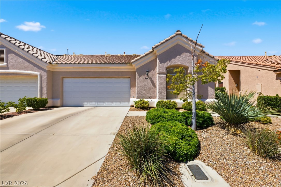 9642 Midnight Sun Avenue — photo