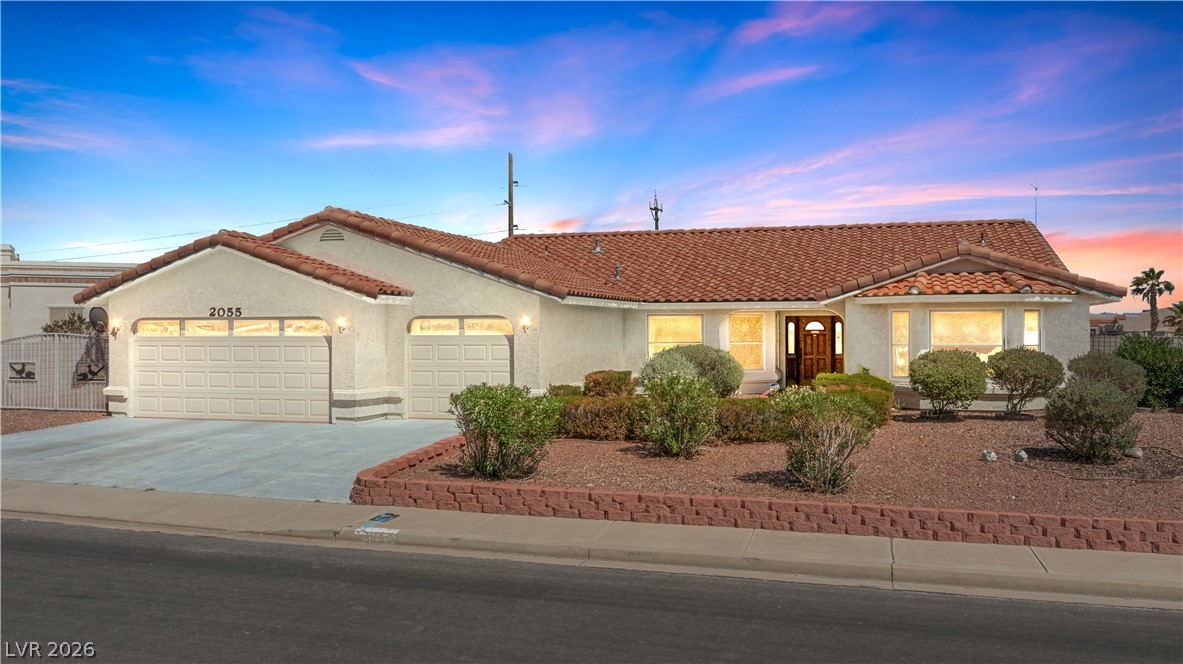 2055 Cholla Way — photo