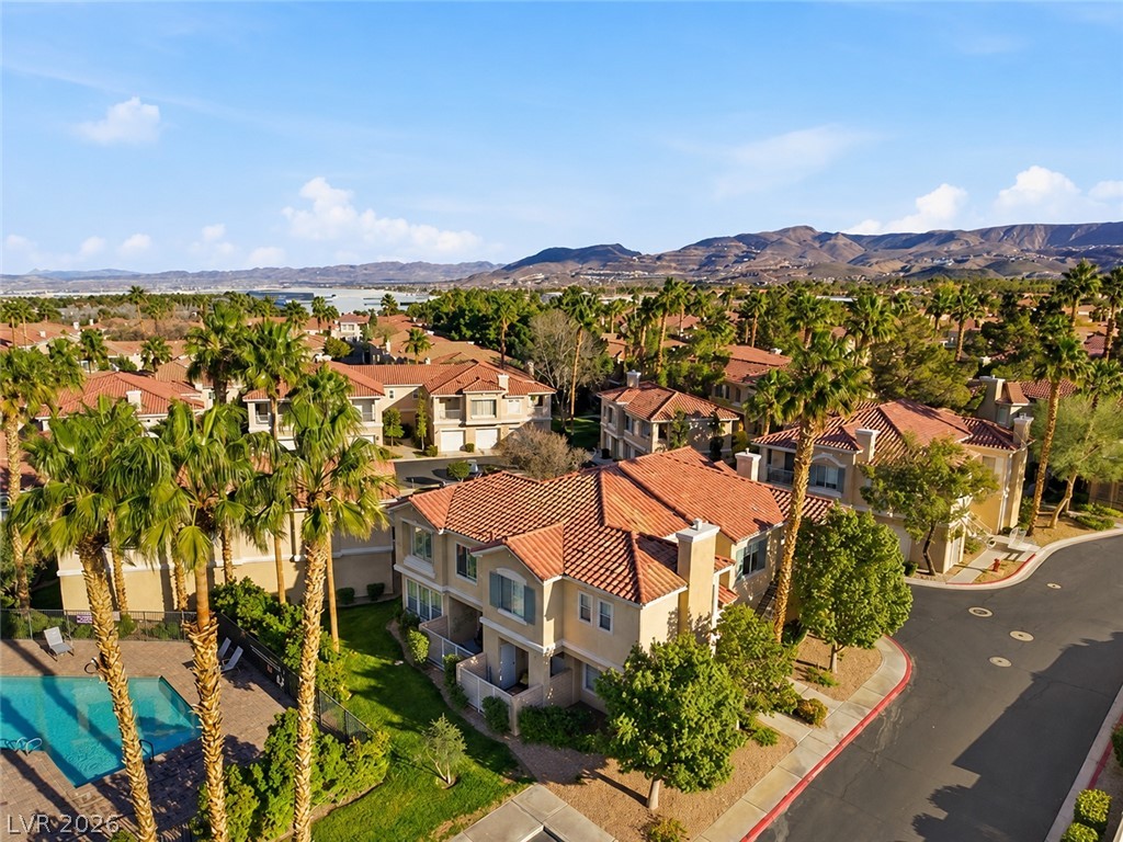 251 South Green Valley Parkway 5612 — photo