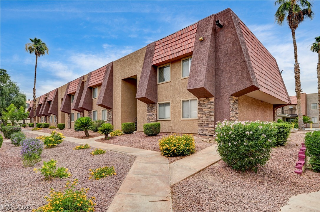 5404 River Glen Drive 362 — photo