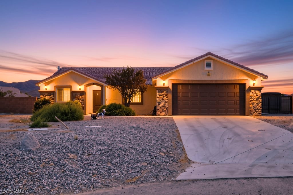 6711 Greenbriar Court — photo