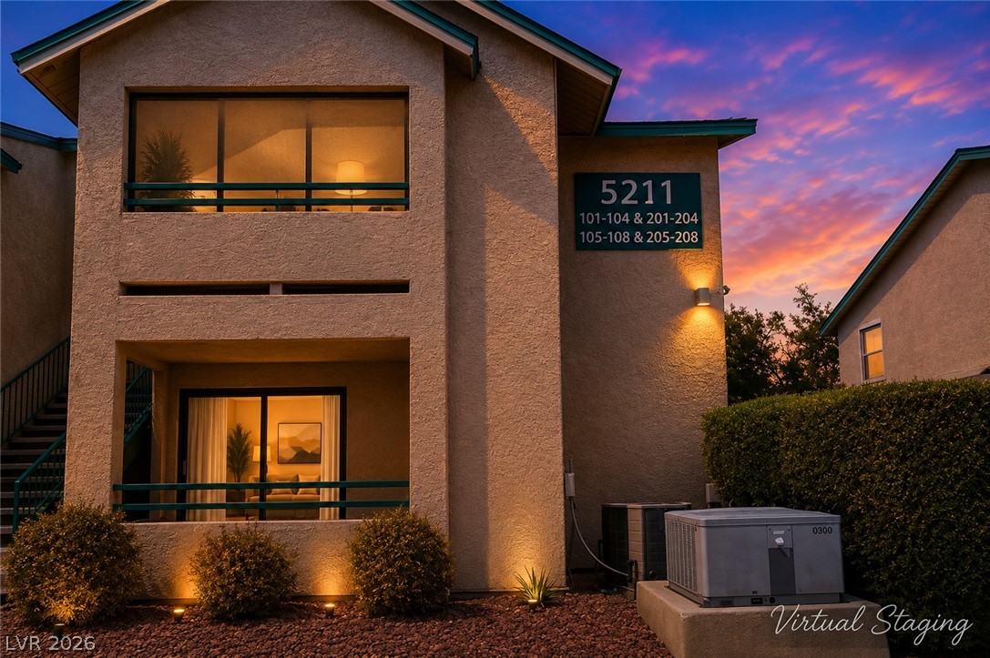 5211 Lindell Road 208 — photo