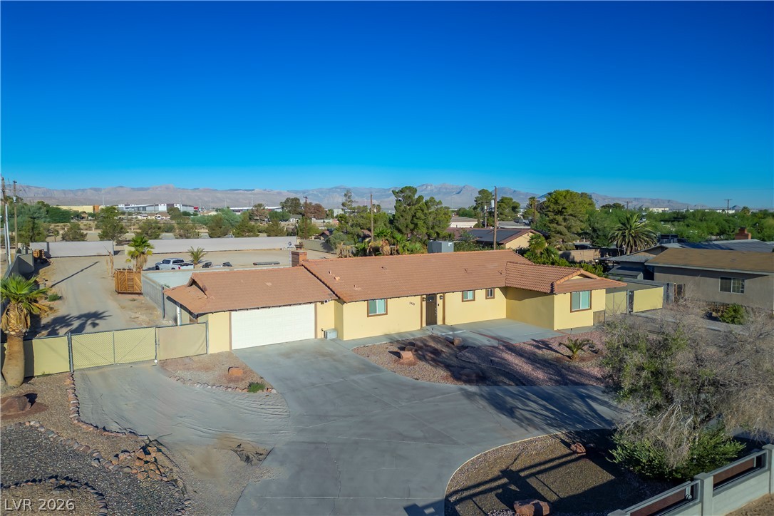 7435 Rogers Street — photo