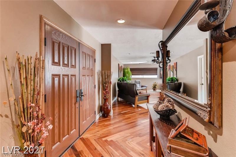 121 East Mulberry Drive — photo