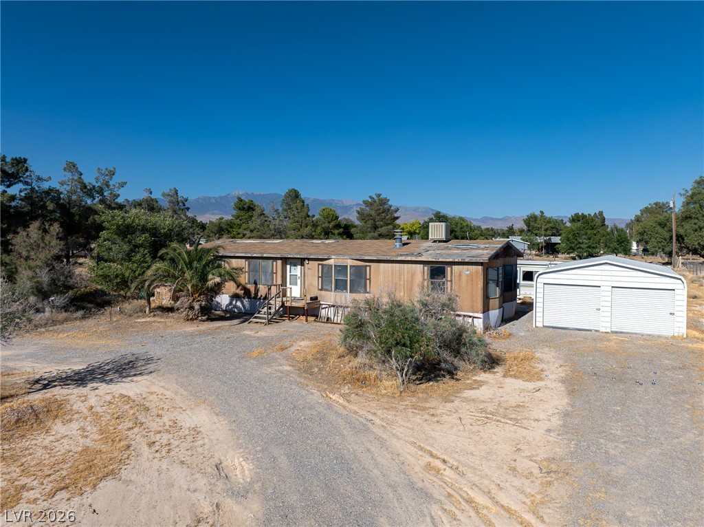 7921 Wildhorse Road — photo
