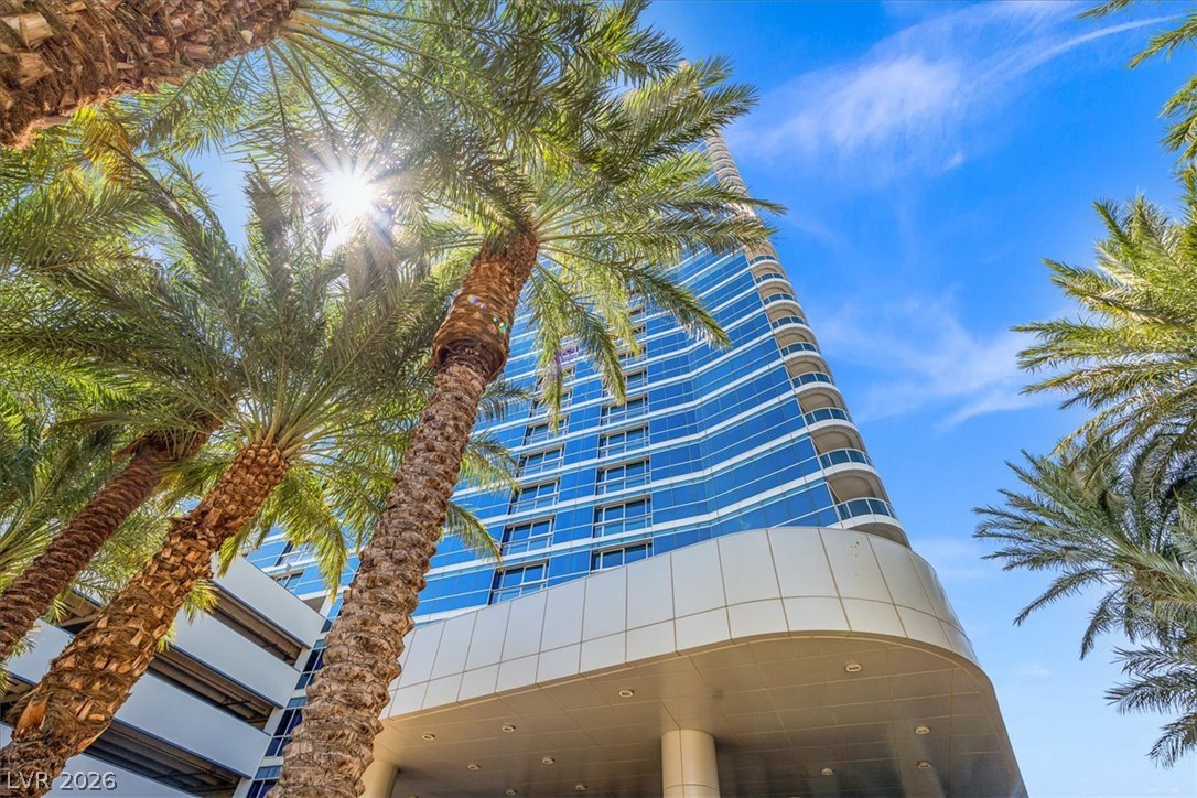 4471 Dean Martin Drive 505 — photo