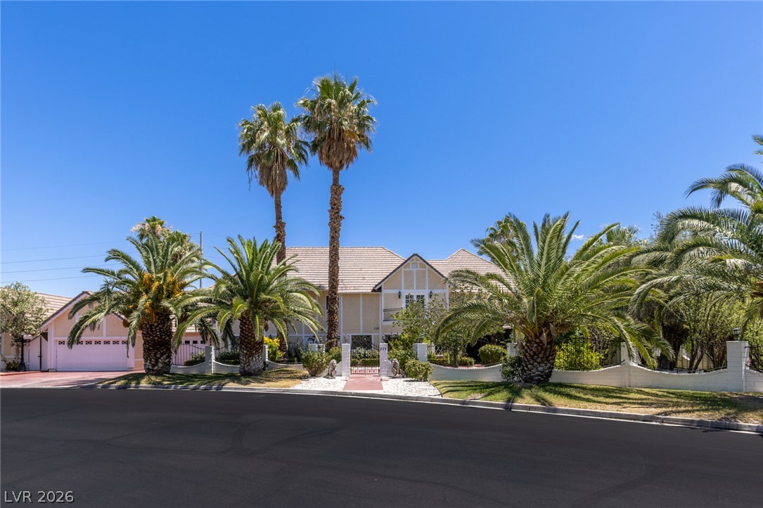 221 Dalmatian Lane — photo