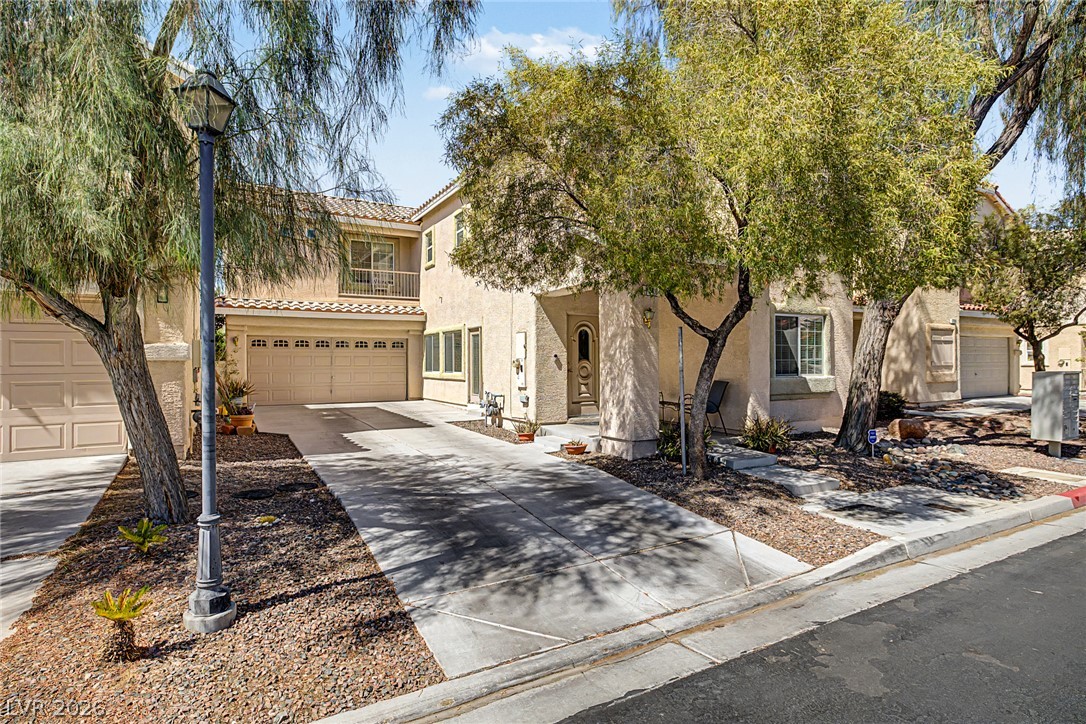 1740 Dark Wolf Avenue — photo