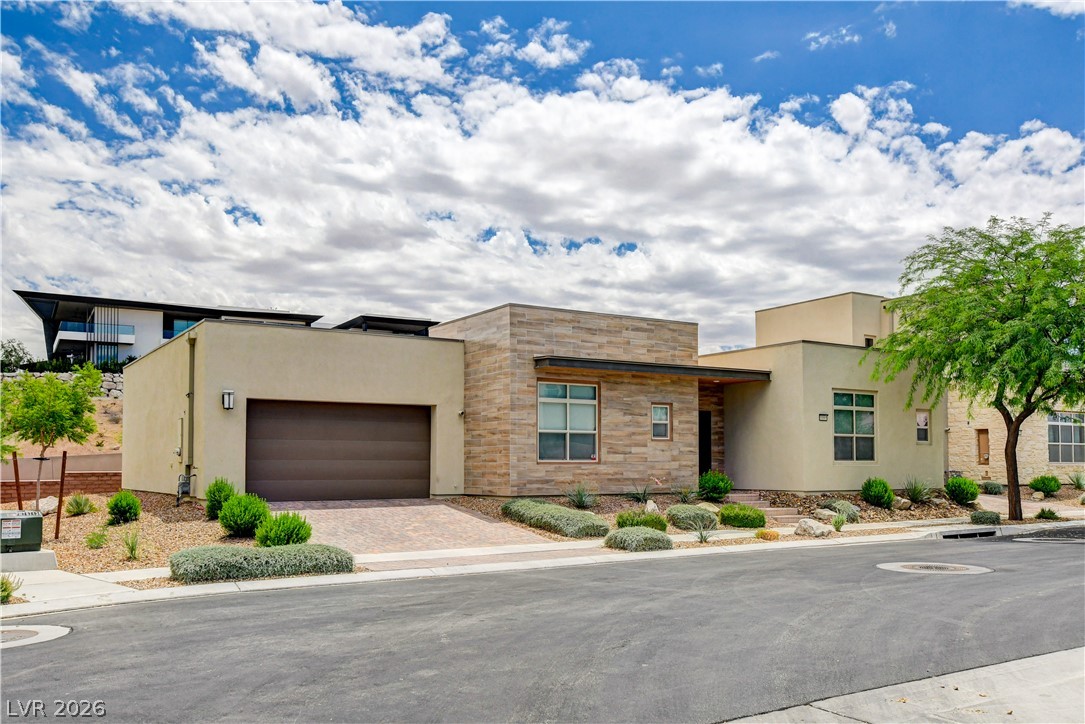 10885 Crimson Cliffs Avenue — photo