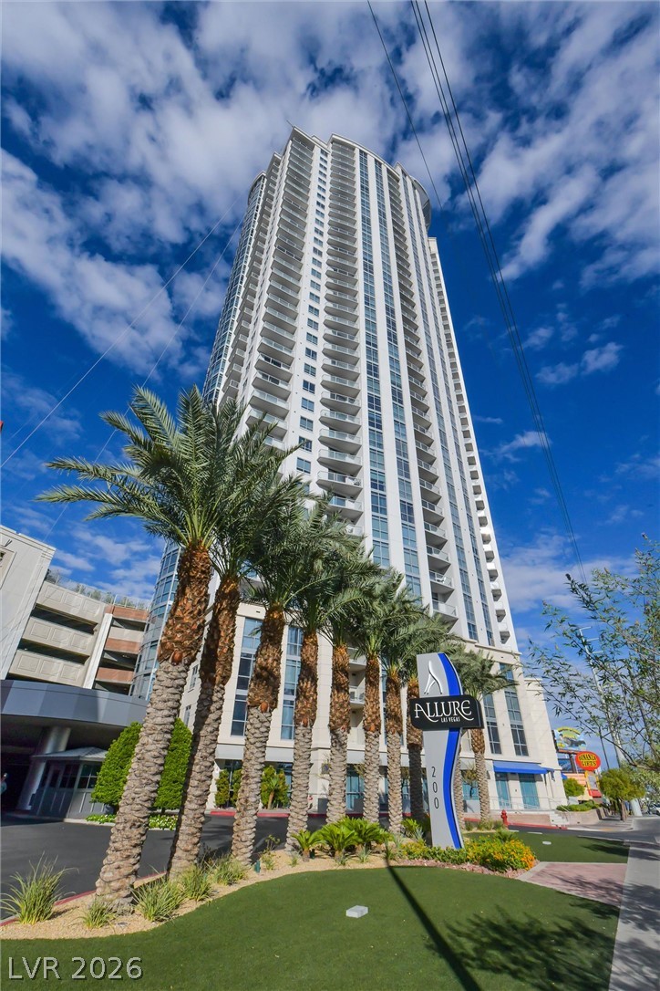 200 West Sahara Avenue 810 — photo