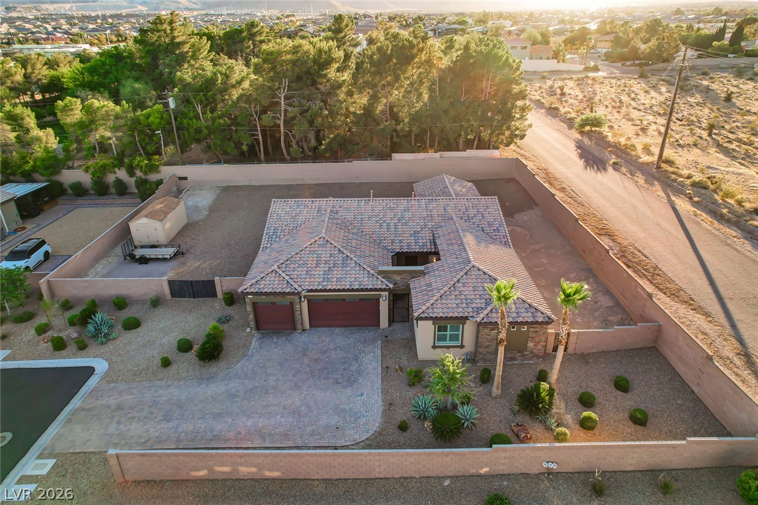 5675 Willow Canyon Street — photo