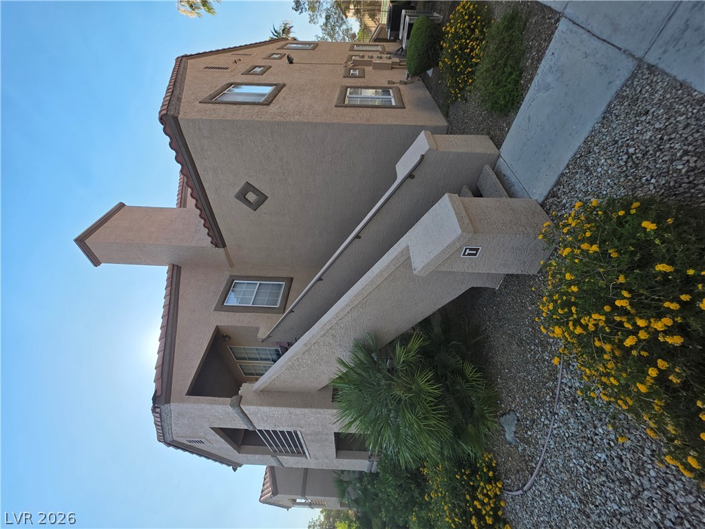 3455 Erva Street 115 — photo