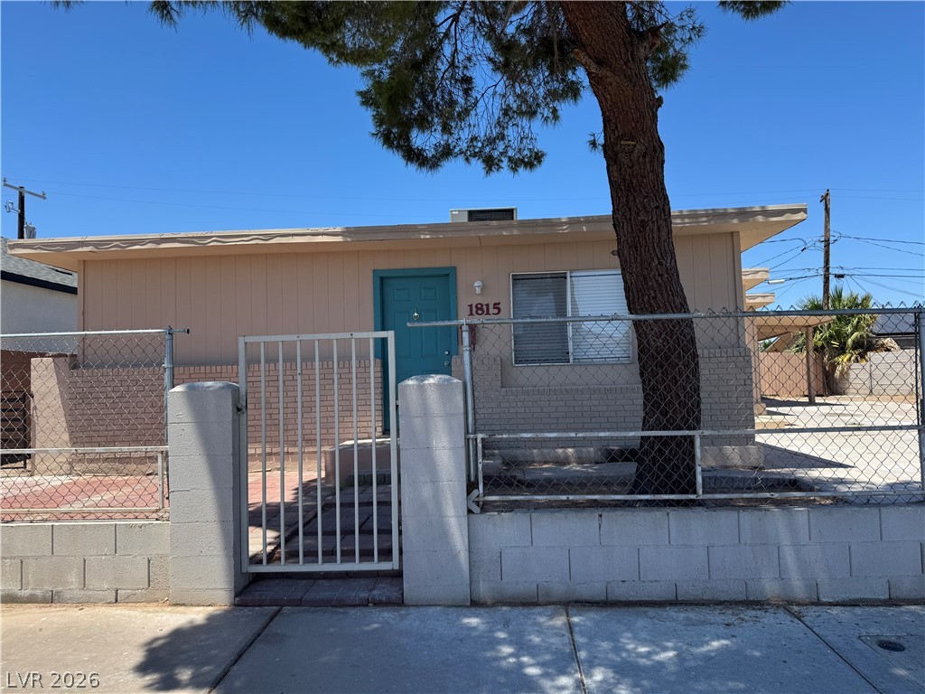 1815 Evelyn Avenue — photo