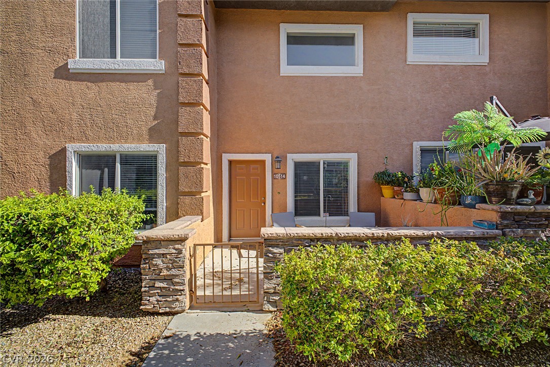 10514 Gold Shadow Avenue — photo