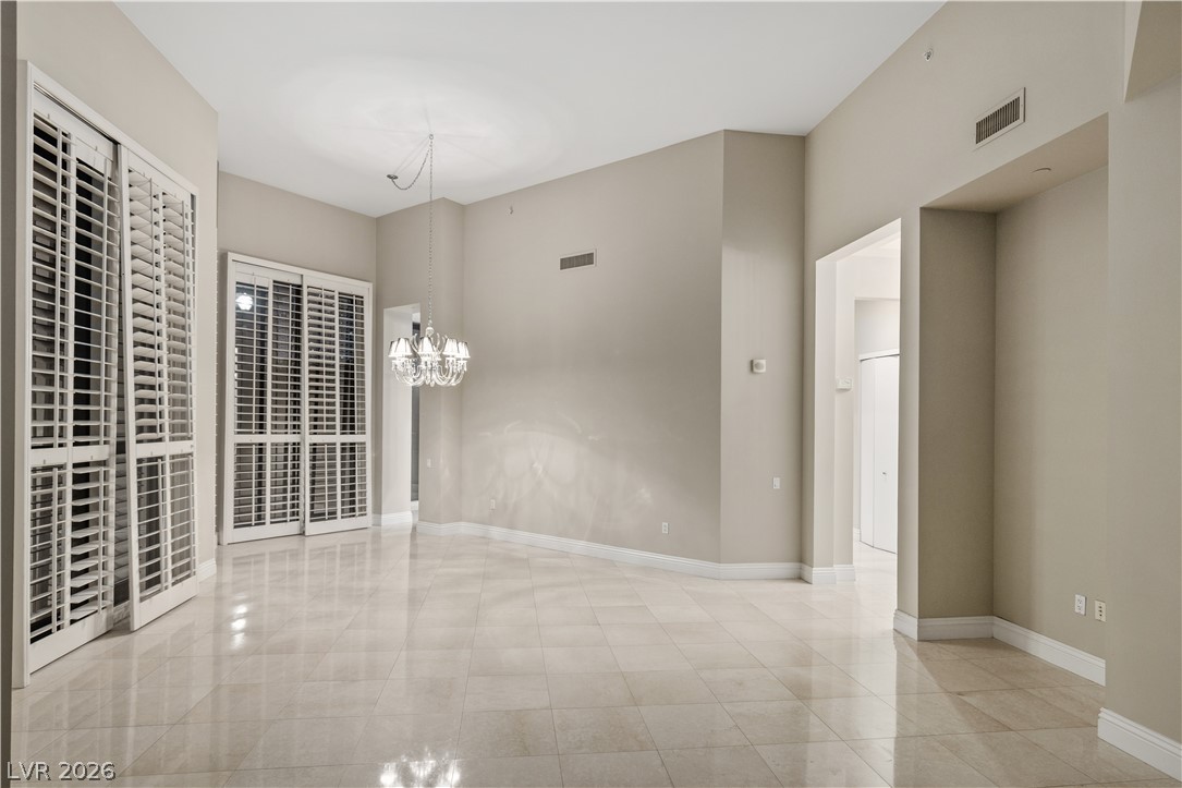 2747 Paradise Road 106 — photo