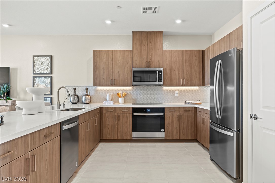 10407 Sapphire Storm Street — photo
