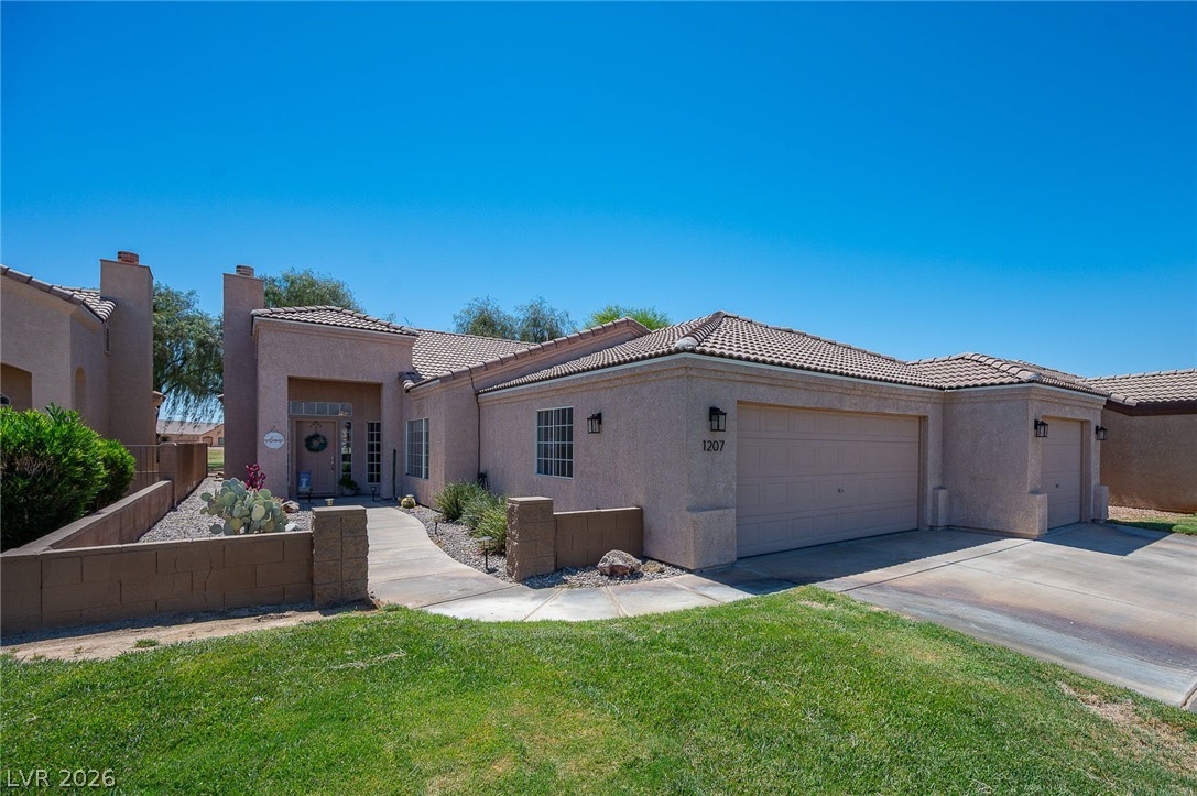 1207 Golf Club Drive — photo