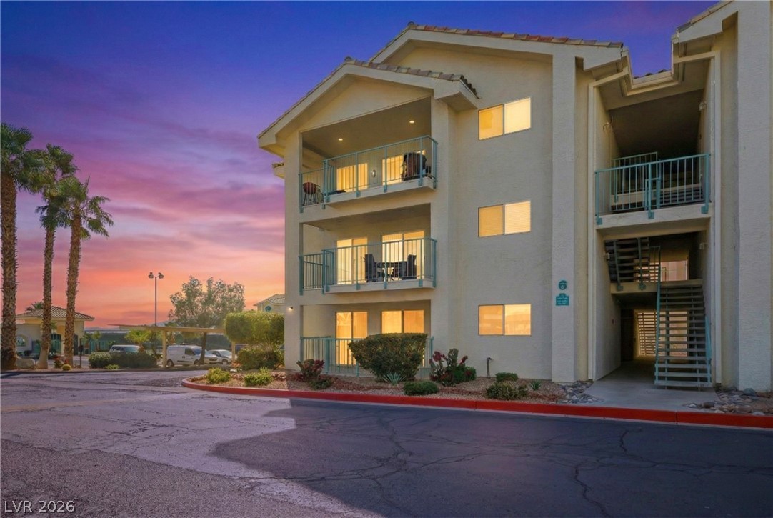 3550 Bay Sands Drive 3042 — photo