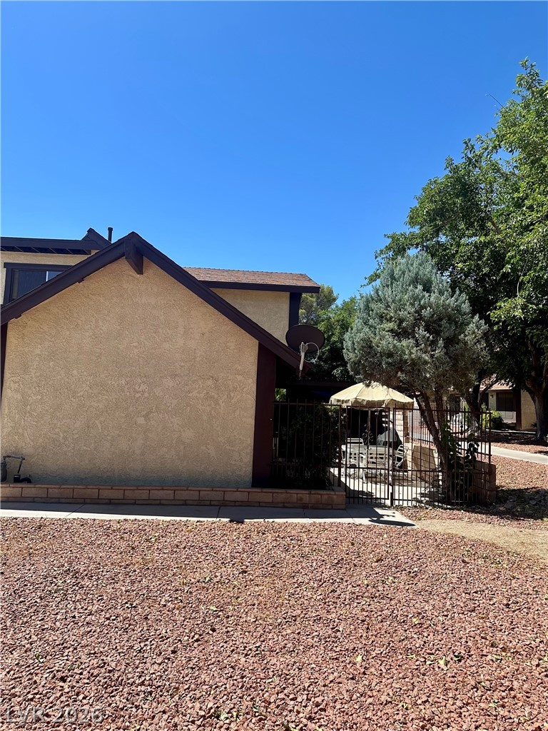3151 Batavia Drive — photo