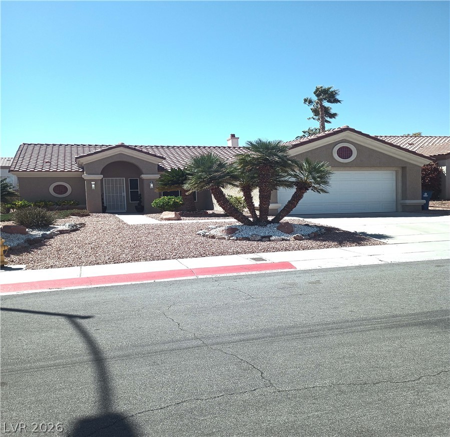 10033 Woodhouse Drive — photo