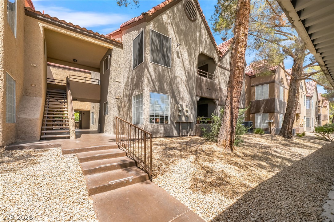2200 South Fort Apache Road 2229 — photo