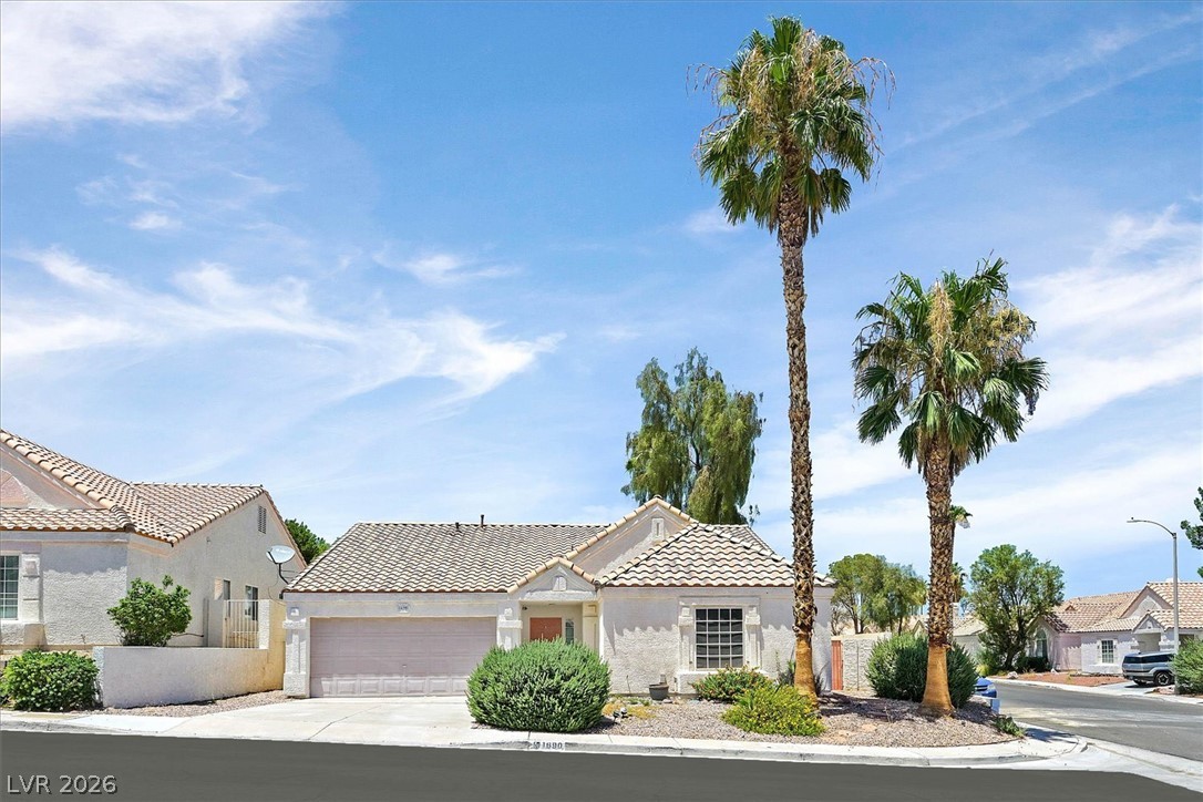 1690 Sweet View Court — photo