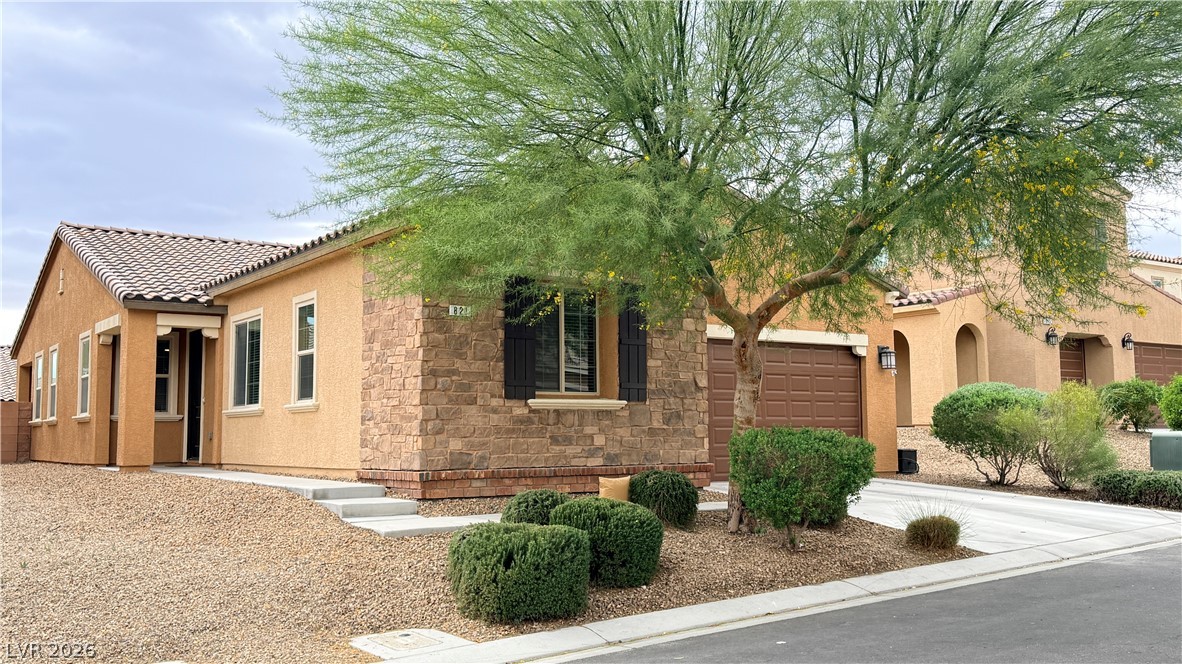821 Fox Mountain Court — photo